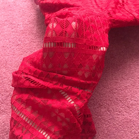 PERFECT VALENTINES DAY DRESS! - Picture 3 of 5